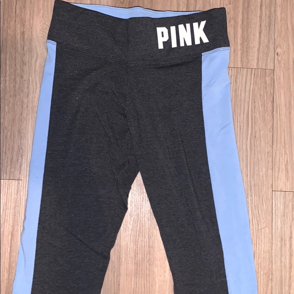 VS PINK CROPPED LEGGINGS